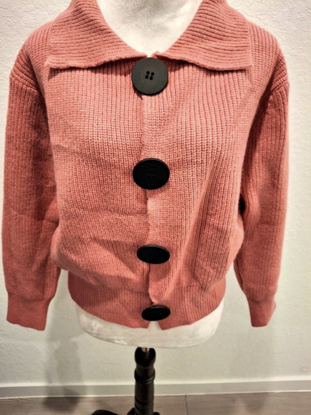 Alucedudu Pink Knit Cardigan Size Large Like New